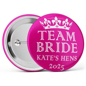   Team Bride lánybúcsús kitűző választható névvel és dátummal