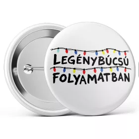 Legénybúcsú folyamatban legénybúcsú kitűző