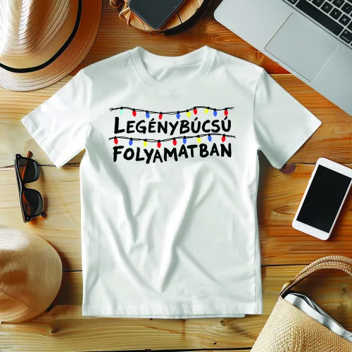 Legénybúcsú folyamatban póló